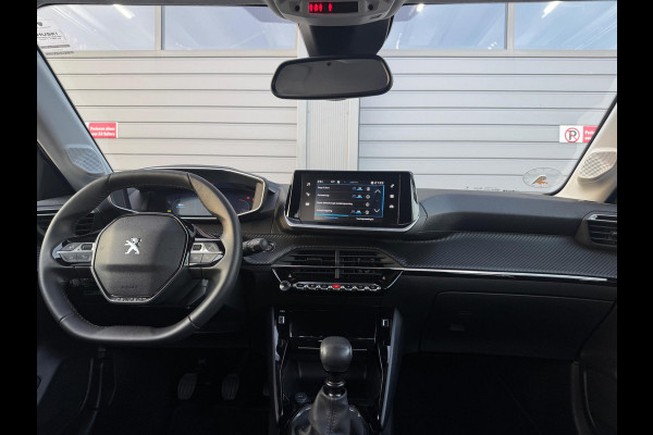 Peugeot 208 1.2 PureTech Allure 100 PK Carbon | Nav | Camera | Sensor