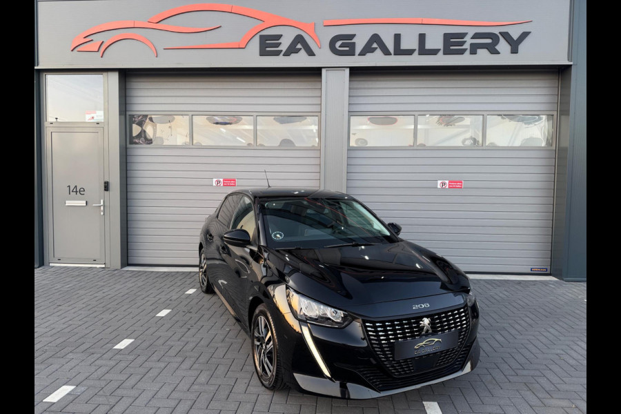 Peugeot 208 1.2 PureTech Allure 100 PK Carbon | Nav | Camera | Sensor