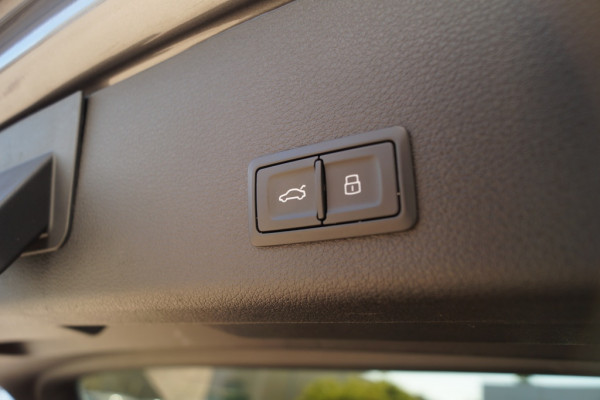Audi e-tron 55 95kWh Quattro Advanced Edition -PANO-LEER-CAM-