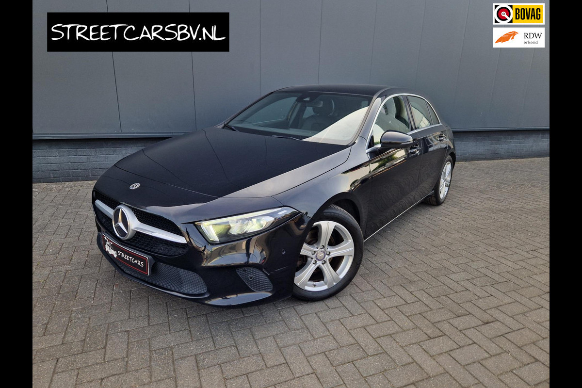 Mercedes-Benz A-Klasse 180 DCT AUT /Led /Deal ond /Garantie Mercedes-Benz A-Klasse 180 DCT AUT /Led /Deal ond /Garantie