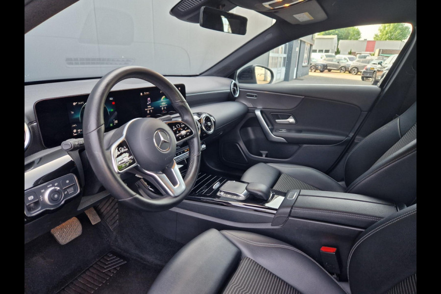 Mercedes-Benz A-Klasse 180 DCT AUT /Led /Deal ond /Garantie