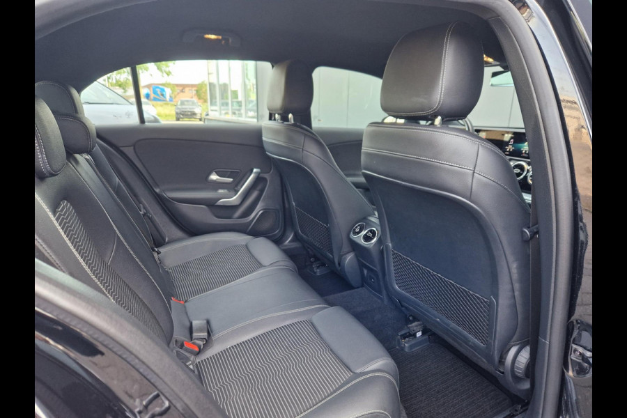 Mercedes-Benz A-Klasse 180 DCT AUT /Led /Deal ond /Garantie