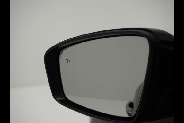 MG EHS 1.5 TGDI Luxury | Panoramadak | Adaptive Cruise | Sportstoelen | 360 | Keyless | Carplay
