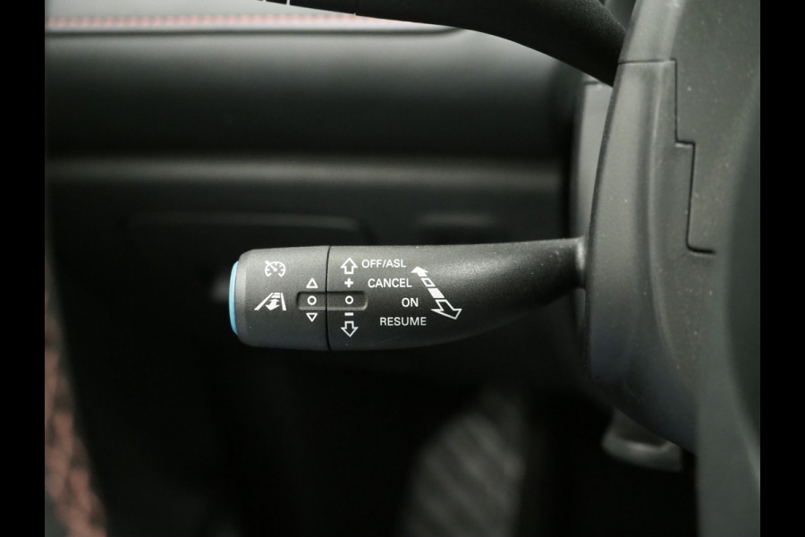 MG EHS 1.5 TGDI Luxury | Panoramadak | Adaptive Cruise | Sportstoelen | 360 | Keyless | Carplay