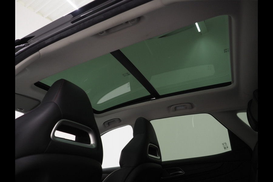 MG EHS 1.5 TGDI Luxury | Panoramadak | Adaptive Cruise | Sportstoelen | 360 | Keyless | Carplay