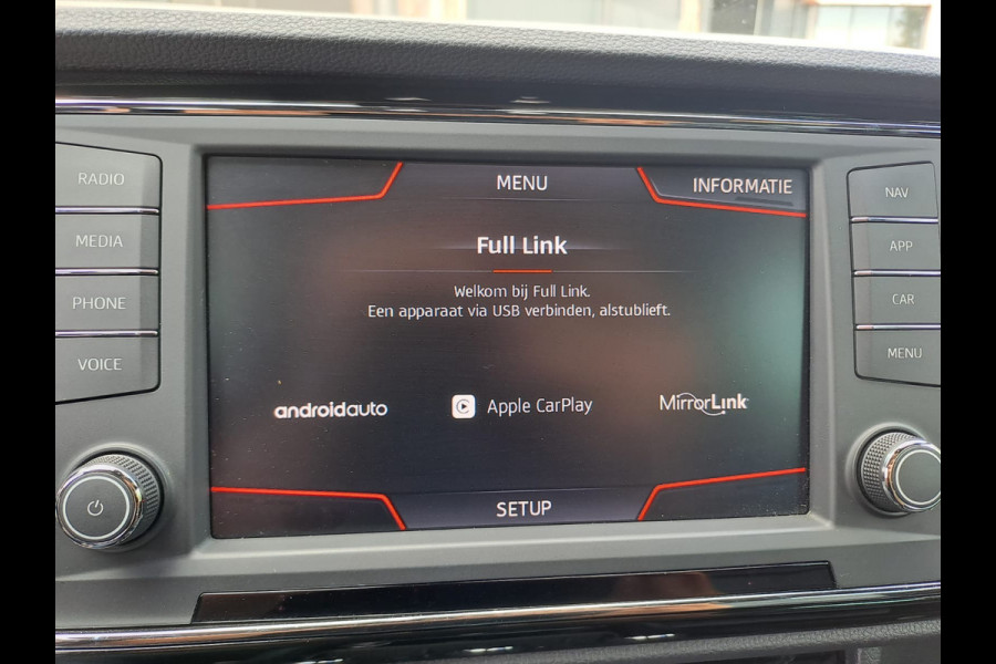 Seat Ateca 1.5 TSI FR Business Intense | Automaat | Trekhaak | Beats | Technology | Leder | All-seasons | Vol |