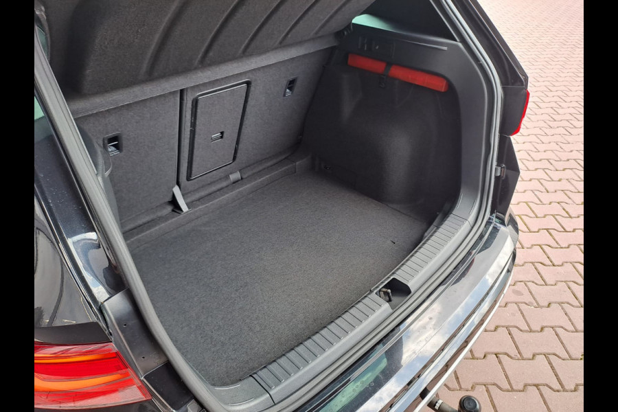 Seat Ateca 1.5 TSI FR Business Intense | Automaat | Trekhaak | Beats | Technology | Leder | All-seasons | Vol |
