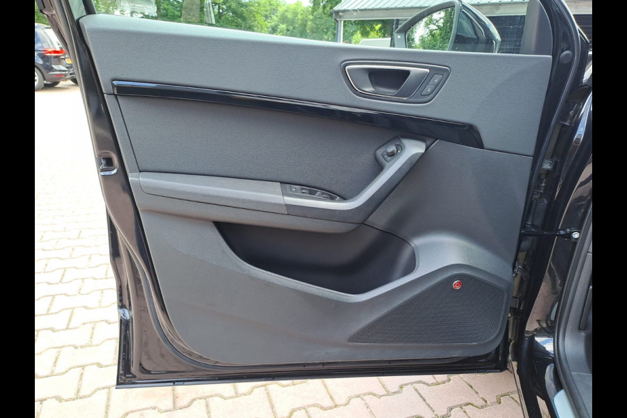 Seat Ateca 1.5 TSI FR Business Intense | Automaat | Trekhaak | Beats | Technology | Leder | All-seasons | Vol |