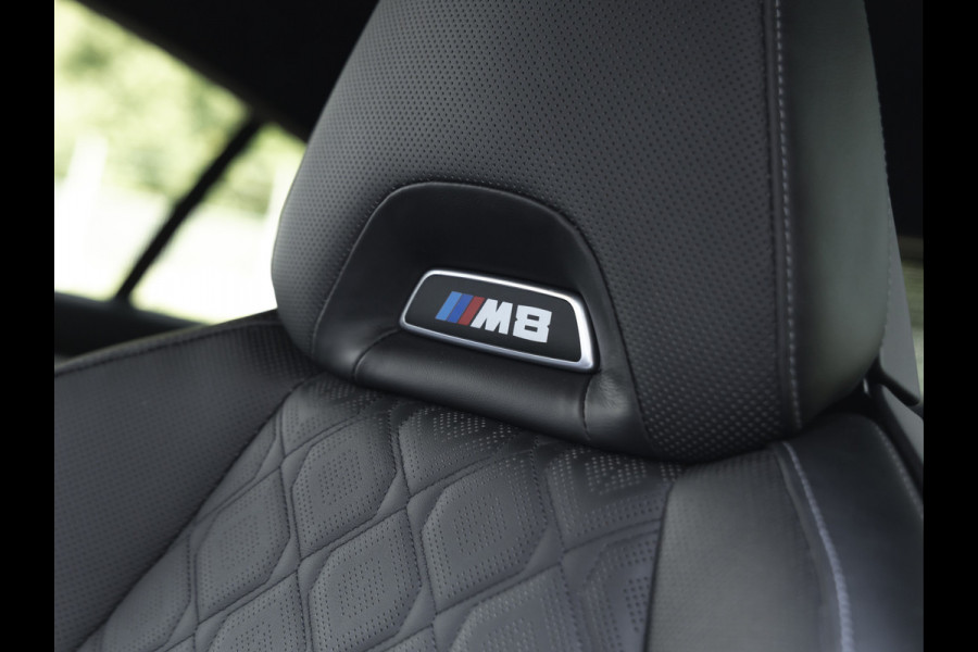 BMW 8 Serie Gran Coupé M8 Competition - Individual "Messing Metallic" - Carbon Brakes - Bowers & Wilkins