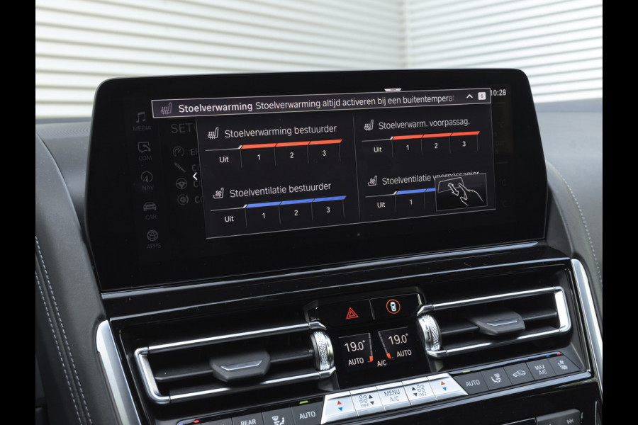 BMW 8 Serie Gran Coupé M8 Competition - Individual "Messing Metallic" - Carbon Brakes - Bowers & Wilkins