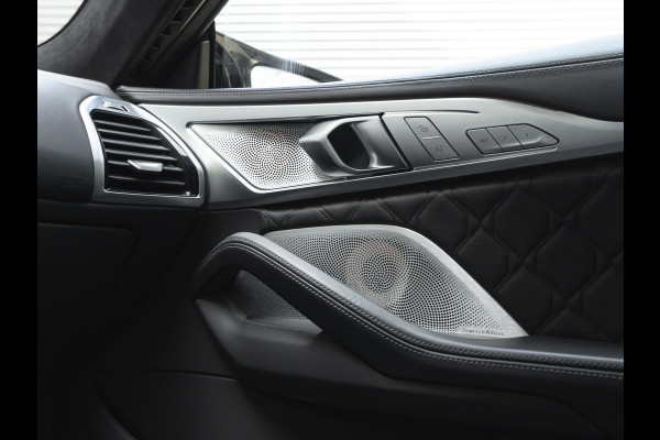 BMW 8 Serie Gran Coupé M8 Competition - Individual "Messing Metallic" - Carbon Brakes - Bowers & Wilkins