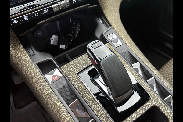 DS 7 E-Tense 225 Plug-In Hybrid Performance Line CAMERA EL-ACHTERKLEP