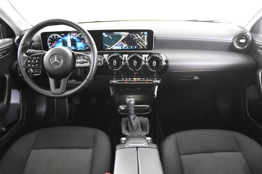 Mercedes-Benz A-Klasse 180 *1ste Eigenaar*AMG*Night*Navigatie*