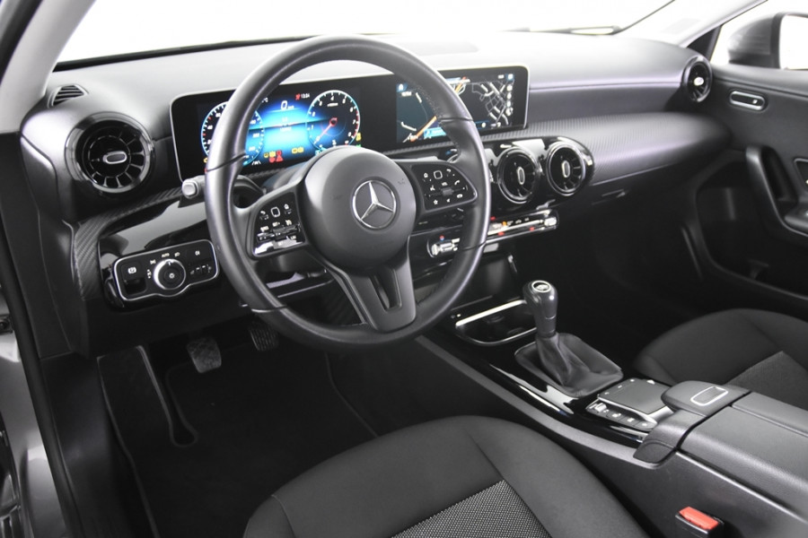 Mercedes-Benz A-Klasse 180 *1ste Eigenaar*AMG*Night*Navigatie*