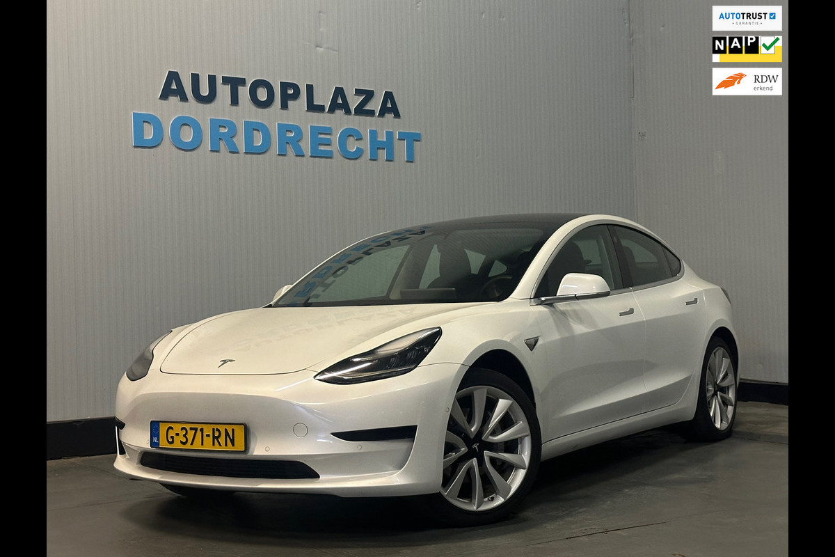Tesla Model 3 Standard RWD Plus 60 kWh Tesla Model 3 Standard RWD Plus 60 kWh