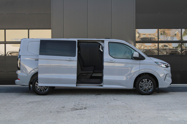 Ford Transit Custom 320 2.0 TDCI L2H1 Limited DC 170pk - 1+1 Stoel - ACC - Navi - 360 Camera - Omvormer - 2x Schuif - Rijklaar