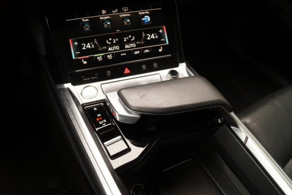 Audi e-tron 50 71kWh Quattro Business Edition -PANO-LEER-ECC-CAM-