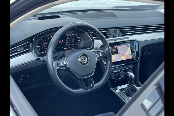 Volkswagen Passat Variant 1.5 TSI Highline Business R | Navi | ACC | HUD | LED | Keyless | Virtual Cockpit | 18 inch