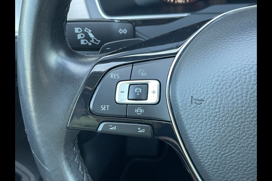 Volkswagen Passat Variant 1.5 TSI Highline Business R | Navi | ACC | HUD | LED | Keyless | Virtual Cockpit | 18 inch