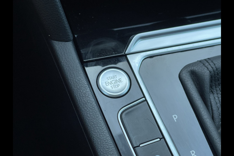 Volkswagen Passat Variant 1.5 TSI Highline Business R | Navi | ACC | HUD | LED | Keyless | Virtual Cockpit | 18 inch