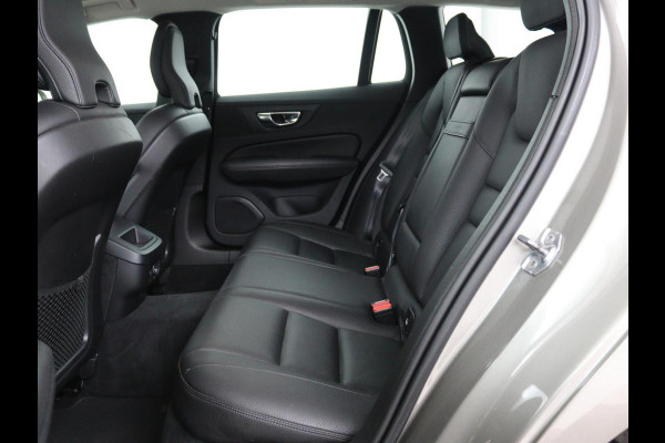 Volvo V60 2.0 T5 Momentum | Leder | Trekhaak | Stoelverwarming | LMV 20 inch | Harman/Kardon | Adaptive cruise | DAB+