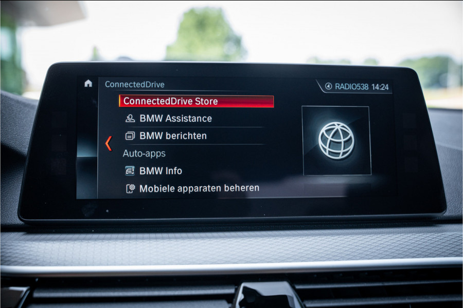 BMW 5 Serie 530e iPerformance High Executive ** M Sport ** Dealer onderhouden!!