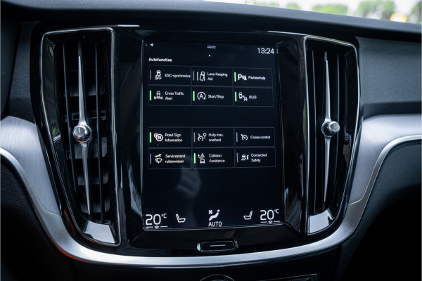 Volvo V60 2.0 T5 Momentum Geartr. (250pk) ** Intellisafe Surround ** Trekhaak ** Leer
