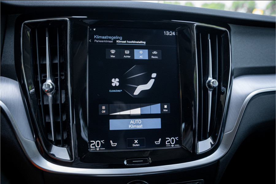 Volvo V60 2.0 T5 Momentum Geartr. (250pk) ** Intellisafe Surround ** Trekhaak ** Leer