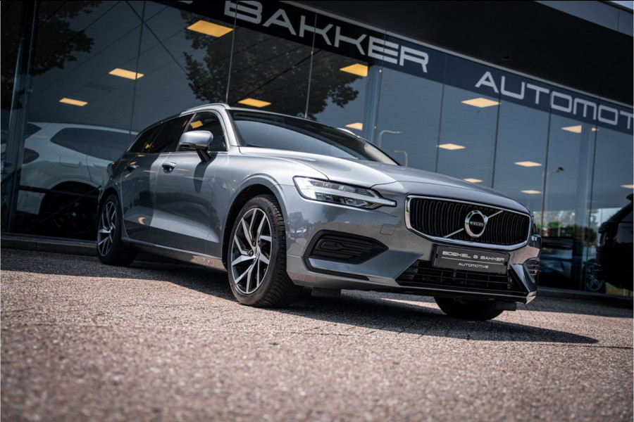 Volvo V60 2.0 T5 Momentum Geartr. (250pk) ** Intellisafe Surround ** Trekhaak ** Leer