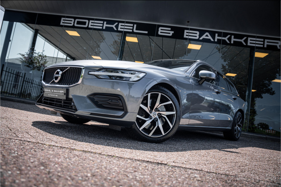 Volvo V60 2.0 T5 Momentum Geartr. (250pk) ** Intellisafe Surround ** Trekhaak ** Leer
