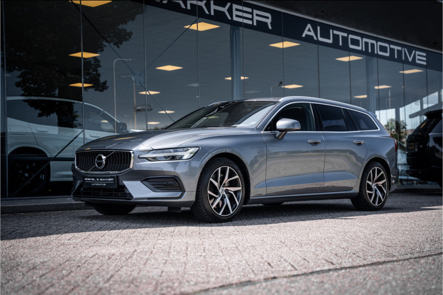 Volvo V60 2.0 T5 Momentum Geartr. (250pk) ** Intellisafe Surround ** Trekhaak ** Leer