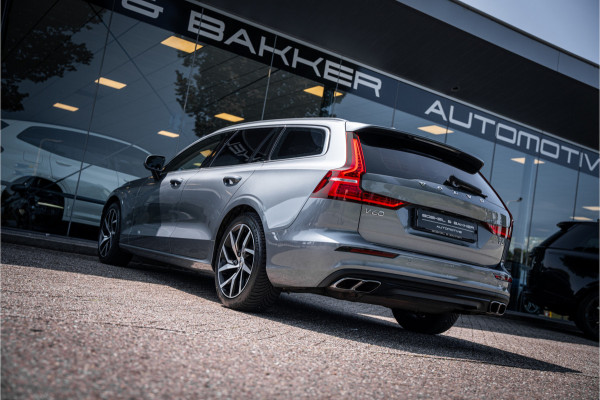 Volvo V60 2.0 T5 Momentum Geartr. (250pk) ** Intellisafe Surround ** Trekhaak ** Leer