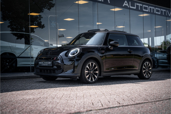 MINI Mini Electric MINI Yours 33 kWh ** Panodak ** Leder ** Adapt. Cruise ** Stuurverwarming