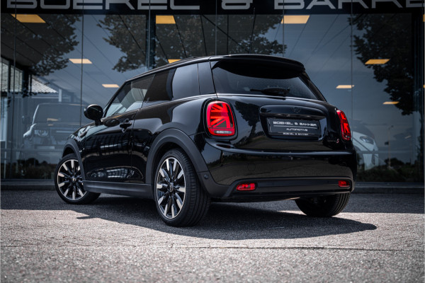 MINI Mini Electric MINI Yours 33 kWh ** Panodak ** Leder ** Adapt. Cruise ** Stuurverwarming