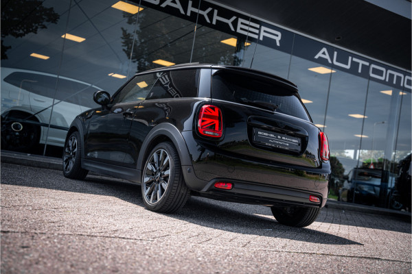 MINI Mini Electric MINI Yours 33 kWh ** Panodak ** Leder ** Adapt. Cruise ** Stuurverwarming