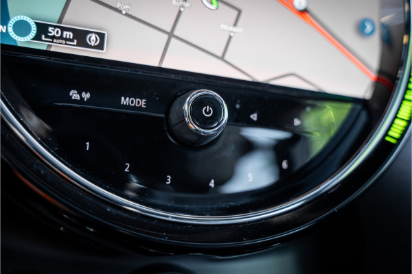 MINI Mini Electric MINI Yours 33 kWh ** Panodak ** Leder ** Adapt. Cruise ** Stuurverwarming