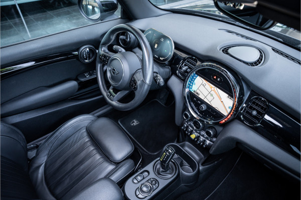 MINI Mini Electric MINI Yours 33 kWh ** Panodak ** Leder ** Adapt. Cruise ** Stuurverwarming