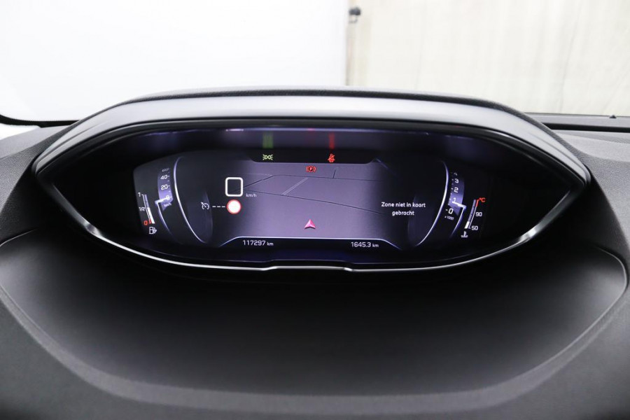 Peugeot 3008 1.2 PureTech Executive*ECC*HAAK*NAVI*CAM*CARPLAY*