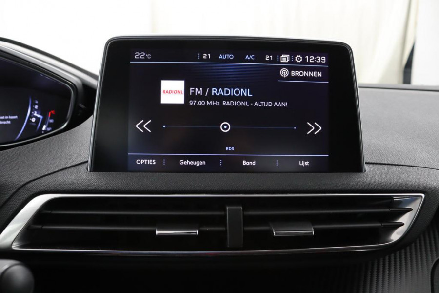 Peugeot 3008 1.2 PureTech Executive*ECC*HAAK*NAVI*CAM*CARPLAY*