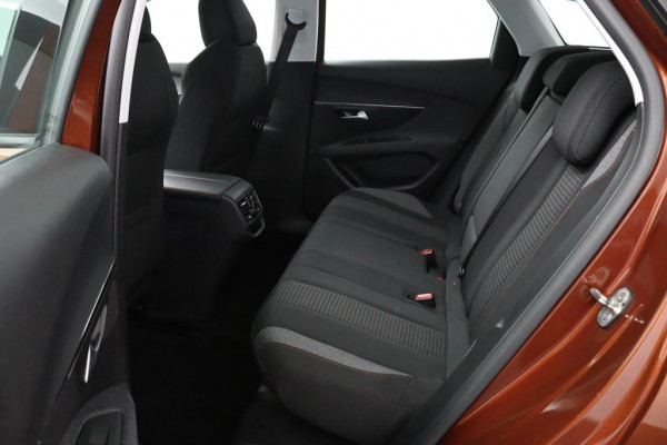 Peugeot 3008 1.2 PureTech Executive*ECC*HAAK*NAVI*CAM*CARPLAY*