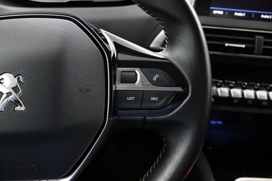 Peugeot 3008 1.2 PureTech Executive*ECC*HAAK*NAVI*CAM*CARPLAY*