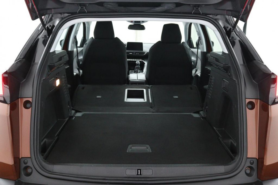 Peugeot 3008 1.2 PureTech Executive*ECC*HAAK*NAVI*CAM*CARPLAY*