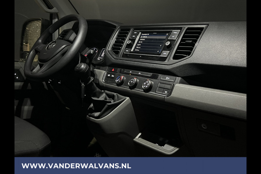 Volkswagen Crafter 2.0 TDI 141pk L3H2 L2H1 Euro6 Airco | Camera | Apple Carplay | Android Auto Bijrijdersbank