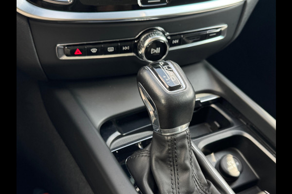 Volvo V60 2.0 T4 Inscription NL AUTO | LEDER | ACC | CARPLAY | STOELVERW |