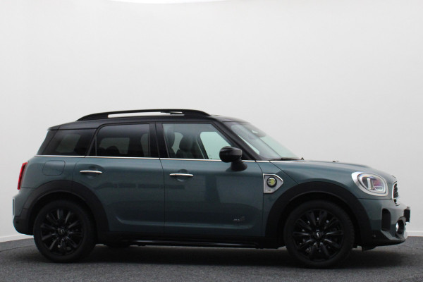 MINI Countryman Cooper S E ALL4 Chili Virtual Cockpit, Panoramadak, Camera, Apple Carplay, Standkachel, 18''