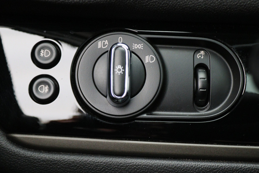MINI Countryman Cooper S E ALL4 Chili Virtual Cockpit, Panoramadak, Camera, Apple Carplay, Standkachel, 18''
