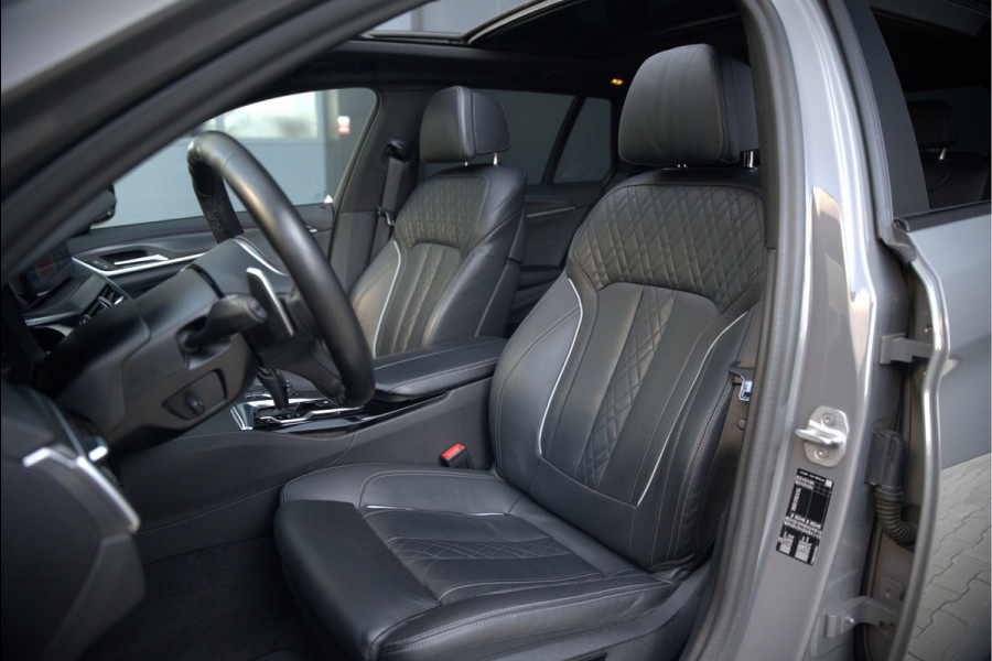 BMW 5 Serie Touring 530i High Executive M Sport | Panoramadak | Head-Up Display | Laser | Trekhaak | Stoelverwarming | Stuurverwarming | Memory Seats | Keyless | Adaptive Cruise Control | Comfort Seats | Shadowline | BTW | NAP | Dealer Ond