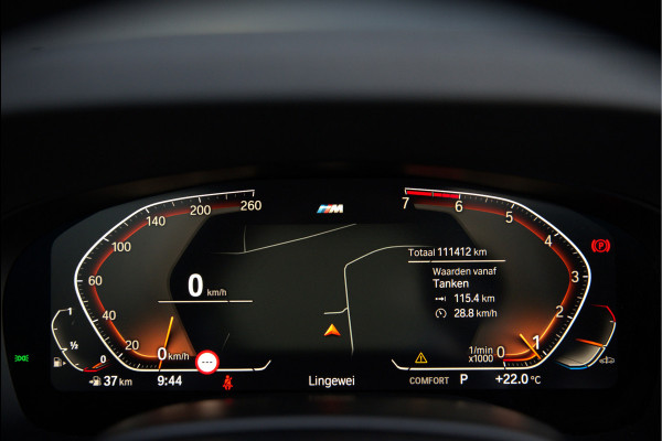BMW 5 Serie Touring 530i High Executive M Sport | Panoramadak | Head-Up Display | Laser | Trekhaak | Stoelverwarming | Stuurverwarming | Memory Seats | Keyless | Adaptive Cruise Control | Comfort Seats | Shadowline | BTW | NAP | Dealer Ond