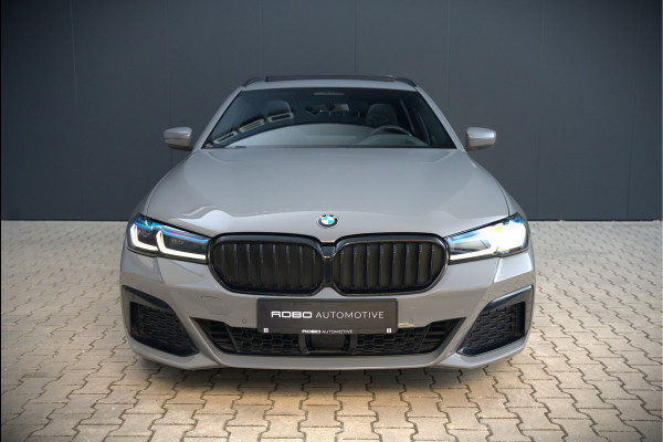 BMW 5 Serie Touring 530i High Executive M Sport | Panoramadak | Head-Up Display | Laser | Trekhaak | Stoelverwarming | Stuurverwarming | Memory Seats | Keyless | Adaptive Cruise Control | Comfort Seats | Shadowline | BTW | NAP | Dealer Ond