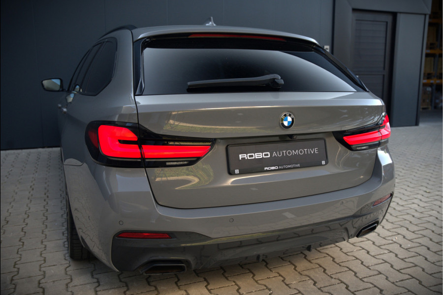 BMW 5 Serie Touring 530i High Executive M Sport | Panoramadak | Head-Up Display | Laser | Trekhaak | Stoelverwarming | Stuurverwarming | Memory Seats | Keyless | Adaptive Cruise Control | Comfort Seats | Shadowline | BTW | NAP | Dealer Ond